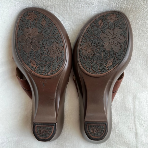 Sofft Brown Leather Womens Sandle Size 8M - Picture 10 of 10
